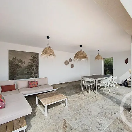 De Standing, Proche Des Plages Et Au Calme